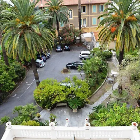 Morandi Hotel 3*